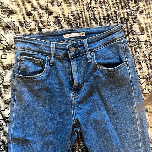 Levi’s 721 high rise skinny - Picture 2 of 4